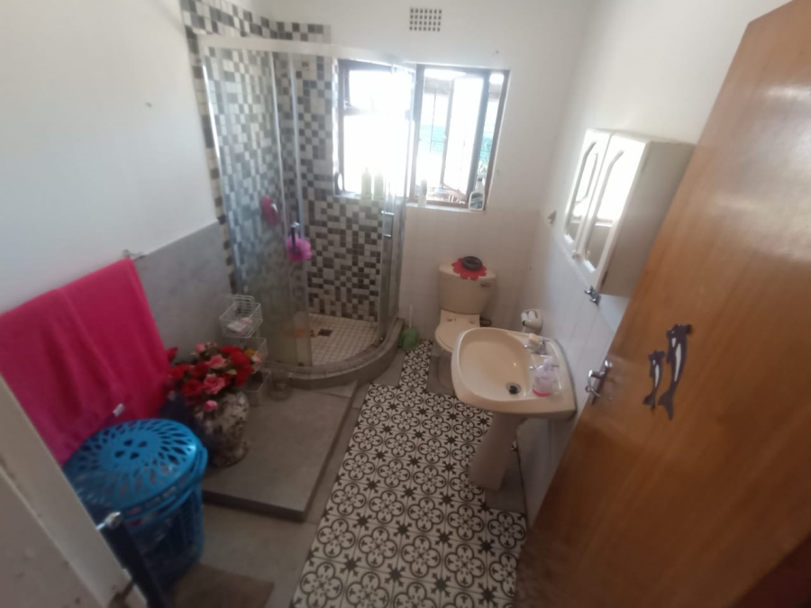 4 Bedroom Property for Sale in Heiderand Western Cape